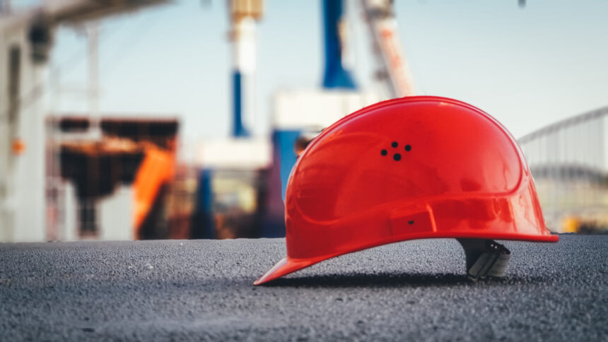 Comment poser un filet de sécurité sur un chantier ?