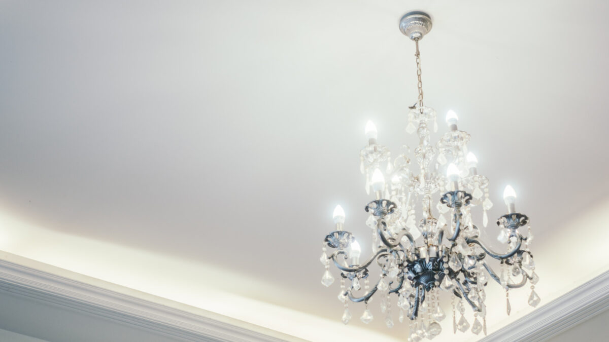 Pourquoi confier le travail de finitions de plafond à un expert ?