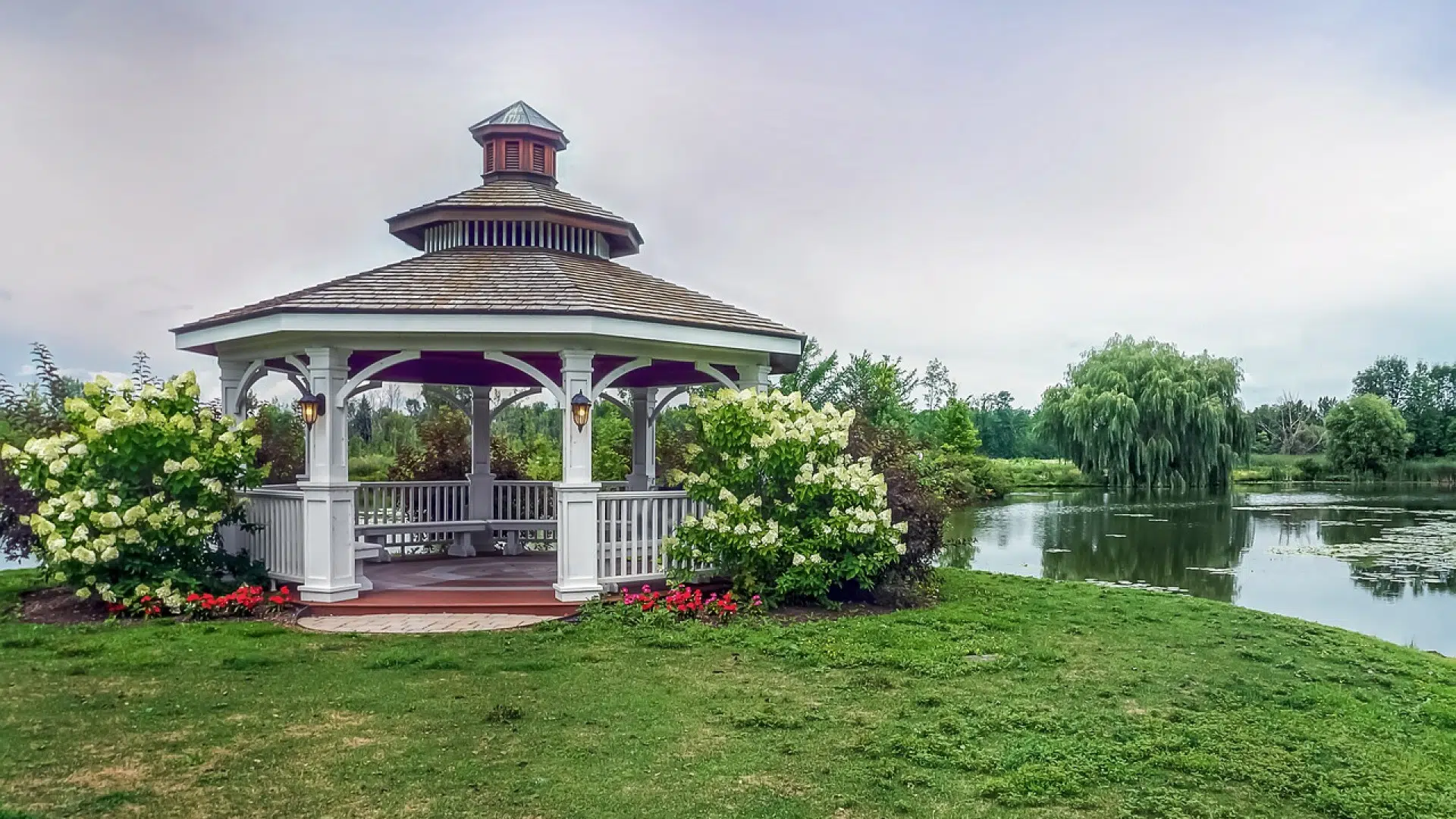 Pourquoi faire installer une pergola bioclimatique ?